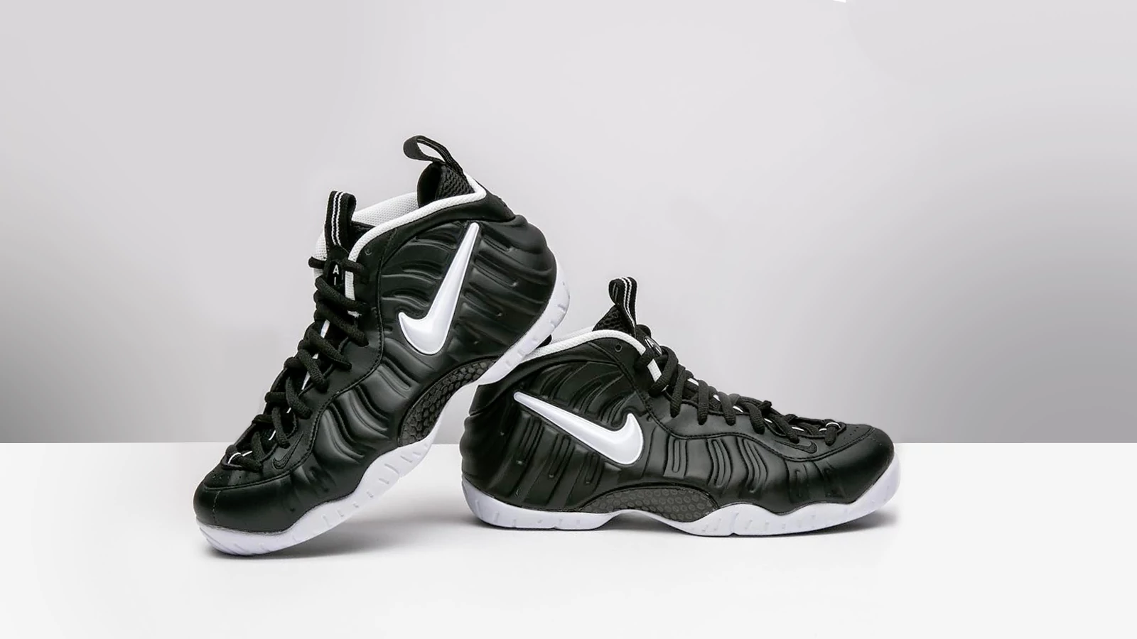 کتونی Nike Air Foamposite Pro “Doom”