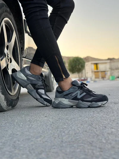 کتونی نیوبالانس ۹۰۶۰ خاکستری New Balance 9060