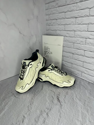 کفش پیاده‌روی و طبیعت‌گردی ویکو کرم | Vico