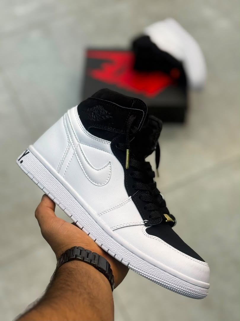 کتونی نایک ایر جردن 1 سفید مشکی || Air Jordan 1 Mid SE