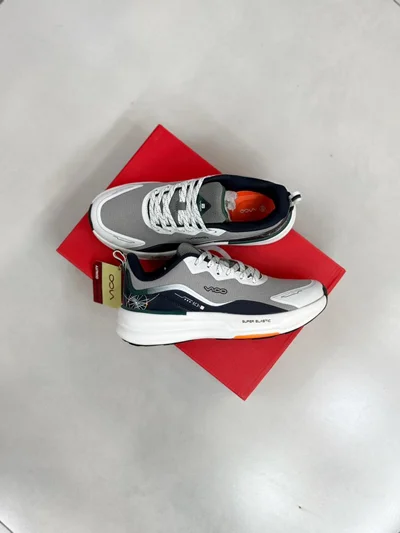 کفش پیاده‌روی ویکو طوسی سفید | Vico