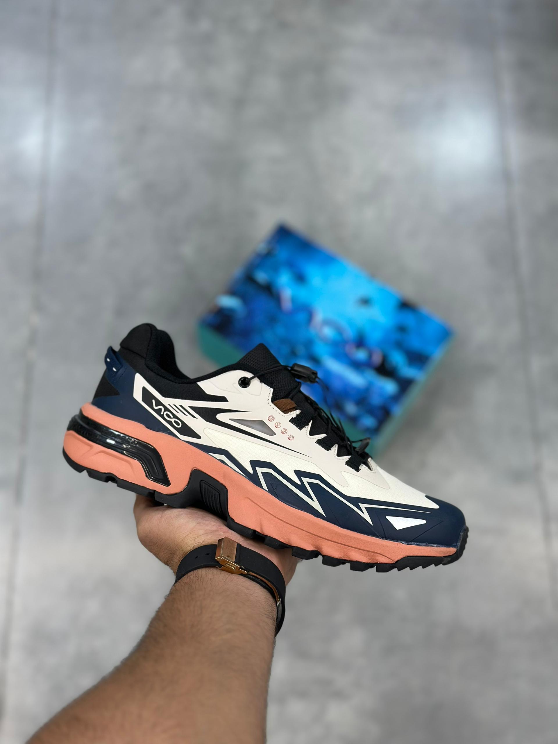 کفش روزمرگی و طبیعت‌گردی ویکو نارنجی کرم | Vico