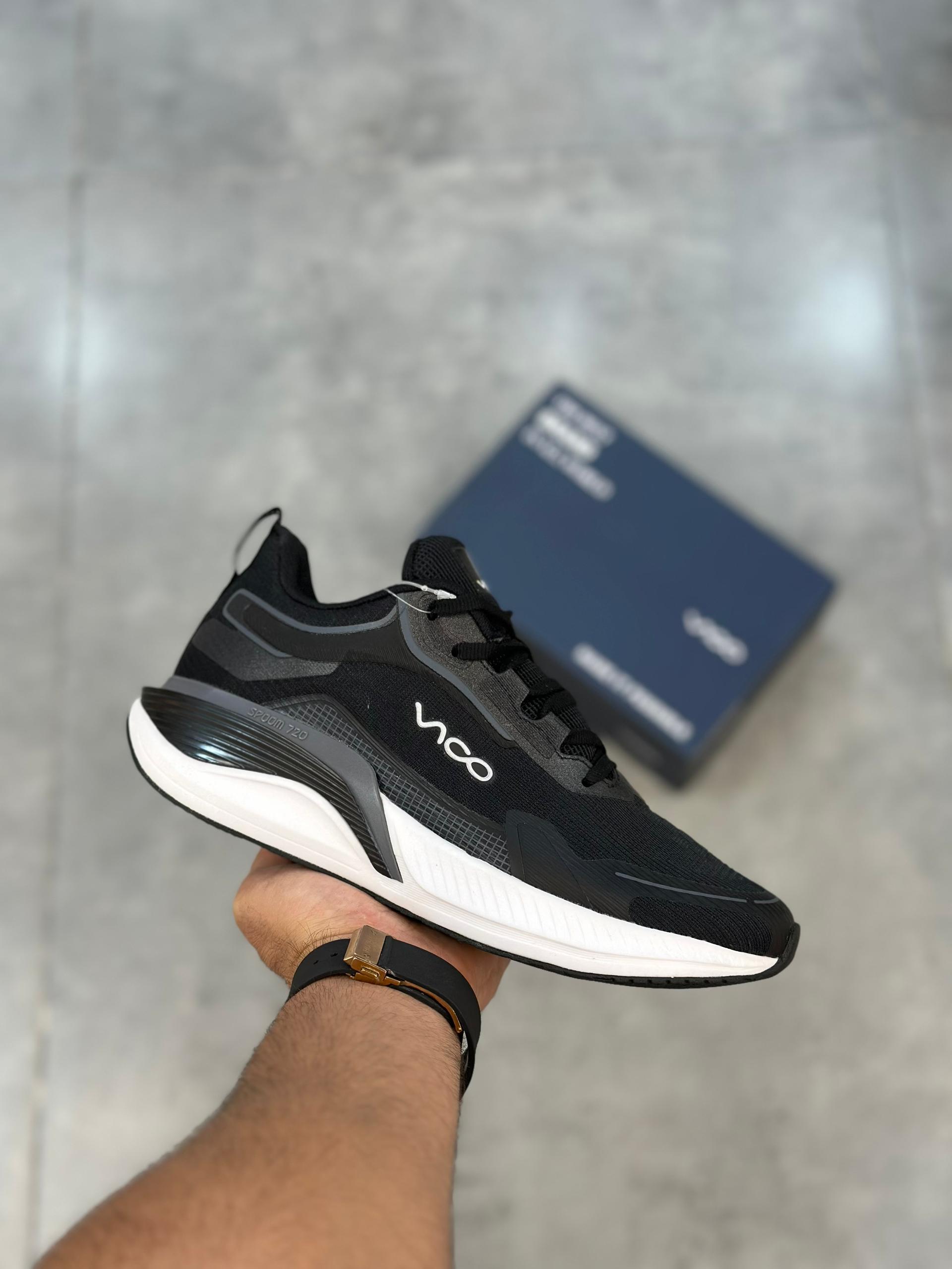 کفش پیاده‌روی و دویدن ویکو مشکی زیره سفید | Vico