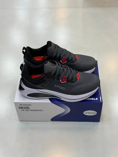 کفش پیاده‌روی ویکو زغالی | Vico