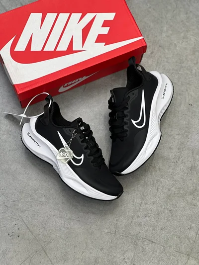 نایک زوم ایکس سفید مشکی | Nike Zoom X