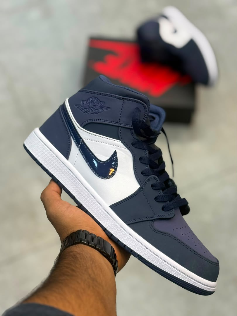 کتونی نایک ایر جردن 1 سرمه ای سفید || Air Jordan 1 Mid SE