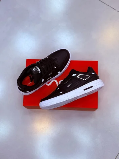 کفش پیاده‌روی ویکو مشکی سفید | Vico