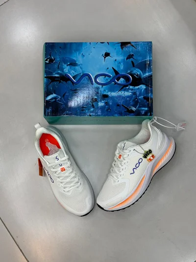 کفش پیاده‌روی ویکو سفید نارنجی | Vico