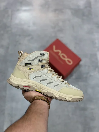 کفش کوهنوردی و طبیعت گردی ویکو کرم | Vico