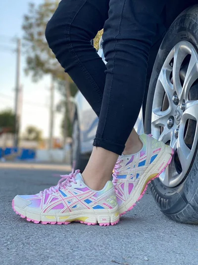 کتونی کتونی آسیکس ژل کاهانا ۸ صورتی سفید Asics Gel kahana