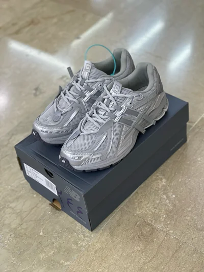 کتونی نیو بالانس 1906 آر نقره ای | New Balance 1906r