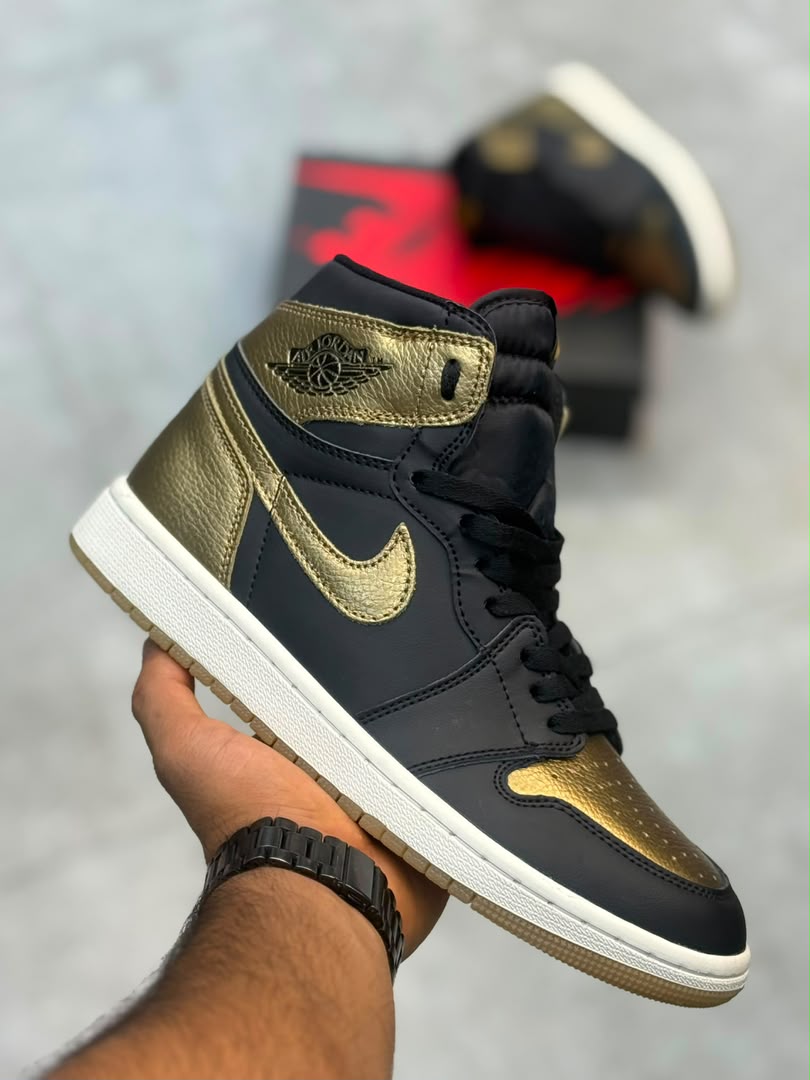 کتونی نایک ایر جردن 1 مشکی طلایی || Air Jordan 1 Mid SE