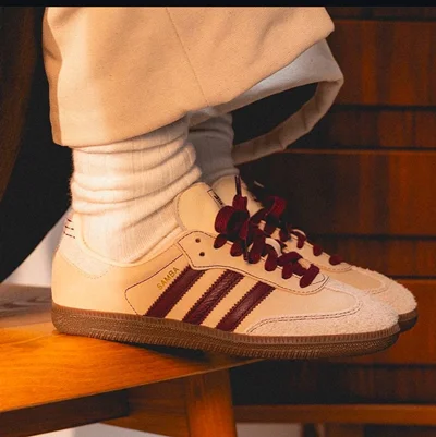 کتونی آدیداس سامبا قرمز Adidas Samba
