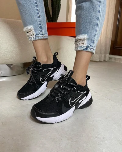 کتونی نایک وی تو کی ران مشکی سفید Nike v2k run