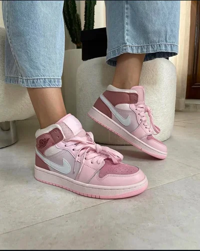کتونی نایک ایر جردن 1 زنانه صورتی | Nike air Jordan 1