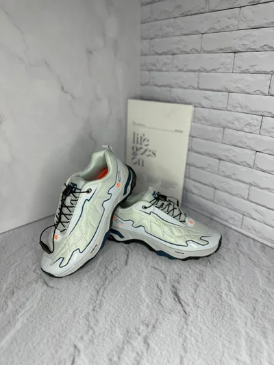 کفش پیاده‌روی و طبیعت‌گردی ویکو طوسی | Vico