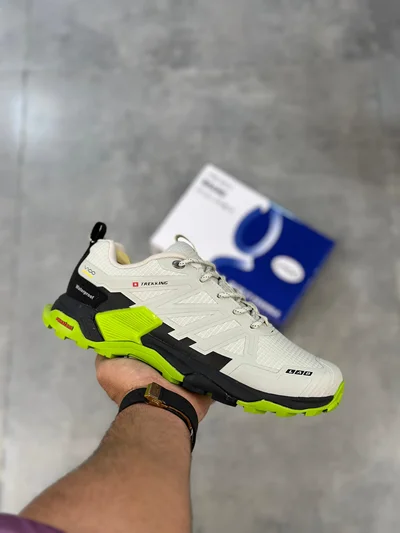 کفش پیاده‌روی و طبیعت‌گردی ویکو ;کرم سبز | Vico
