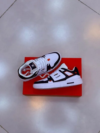 کفش پیاده‌روی ویکو سفید مشکی | Vico