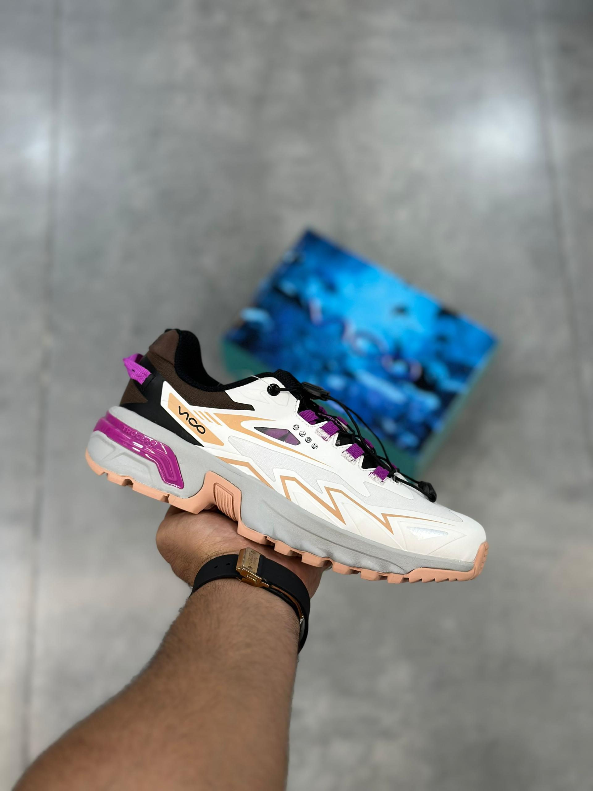 کفش روزمرگی و طبیعت‌گردی ویکو کرم بنفش | Vico