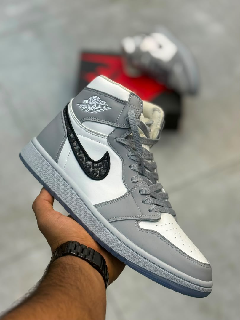 کتونی نایک ایر جردن 1 طوسی مشکی || Air Jordan 1 Mid SE